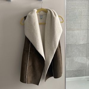 Super soft & fashionable vest